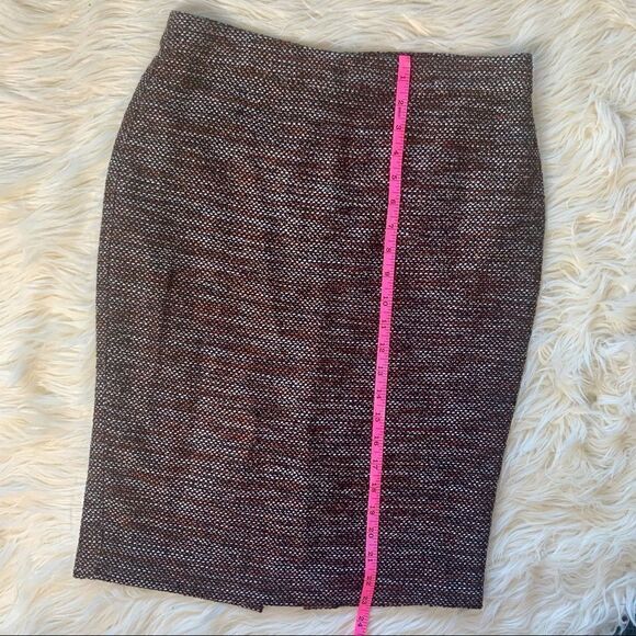 Ann Taylor Black Tweedy Textured Pencil Skirt - Picture 3 of 6
